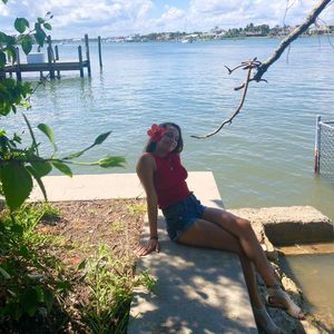 Meet your Posher, Ariana